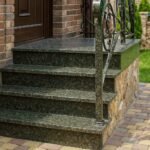 Сходи Гранітні Маславка: Обробка "Антик" (Рельєф), Для Дизайнерських Проектів