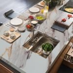 Кварцовий агломерат Калакатта Оро Eqbm (Calacatta Oro) Білий