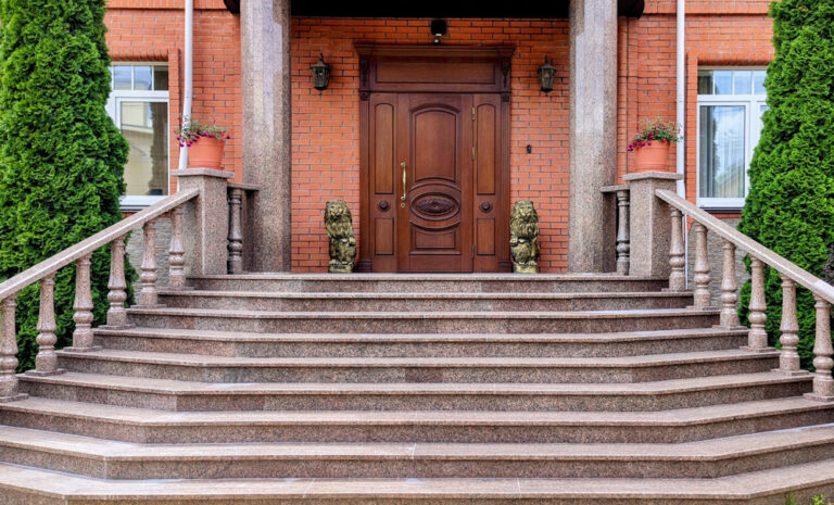 Сходи з габро