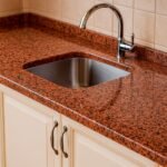 Стільниця з граніту Лезники для кухні