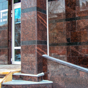 Плитка гранітна для облицювання стін шліфована